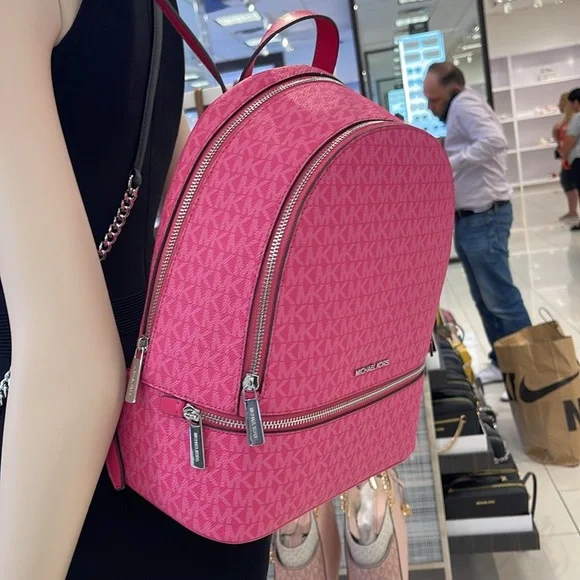 Michael Kors Rhea Medium Signature Logo Backpack
Dragonfruit
NWT - Picture 16 of 16